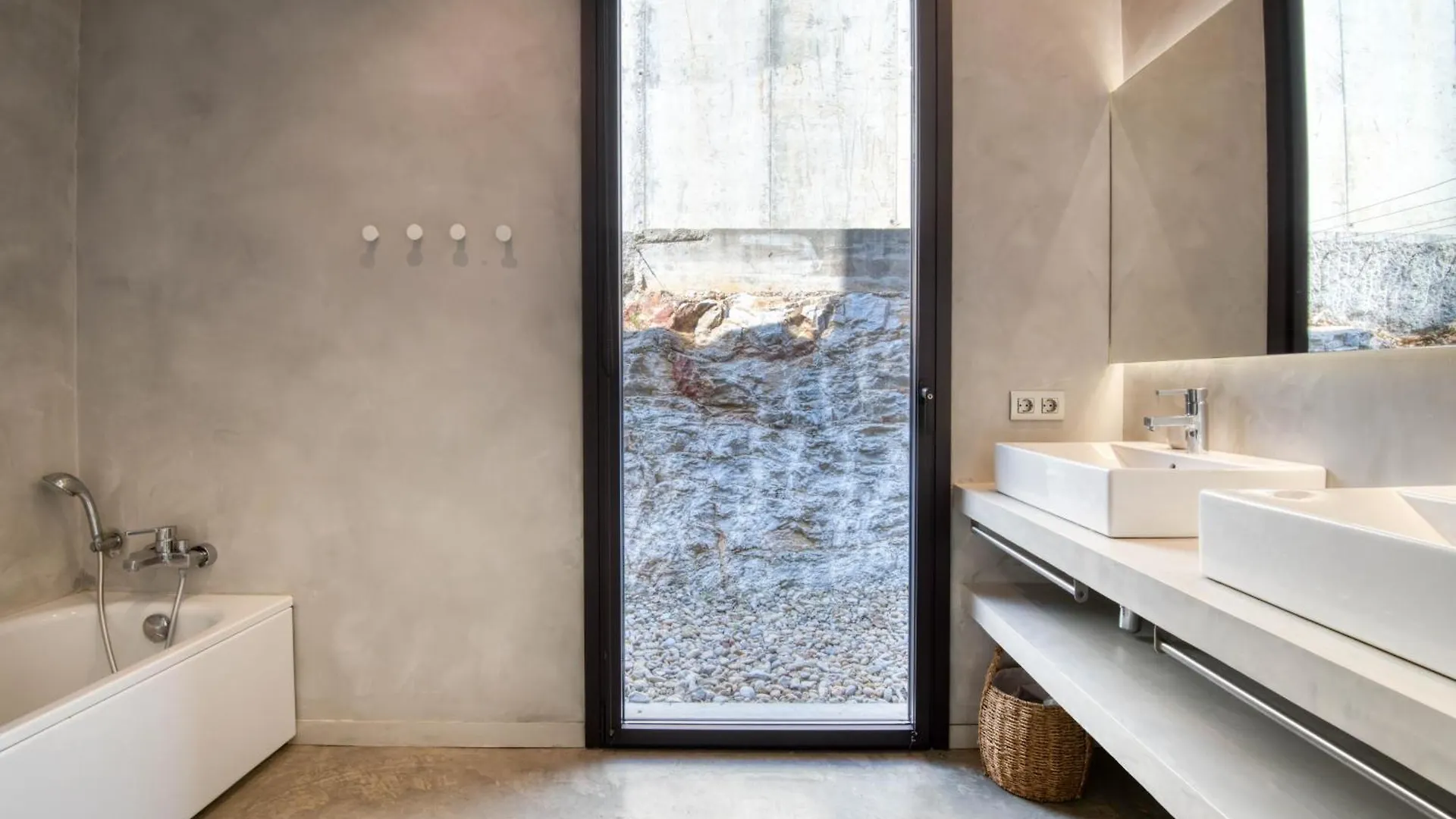 Lujosa Villa De Diseno Con Vistas A Sa Riera Begur